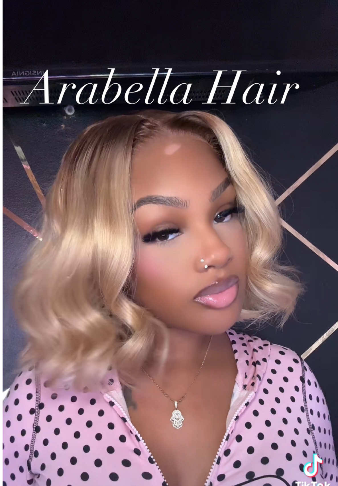 I’m a sucker for Ash blonde !! 😩😩 @Arabella Hair Official  @Arabellahair  #arabellahair #Summervibes #TikTokShopDealsforYouDays #SummerWins #arabellazerowearwig  
