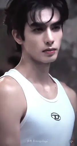 Chồng họ Tống thì đặt tên con là gì #tonguylong #songweilong #宋威龙 #chohoangvaxuong #loveforyoucdrama 