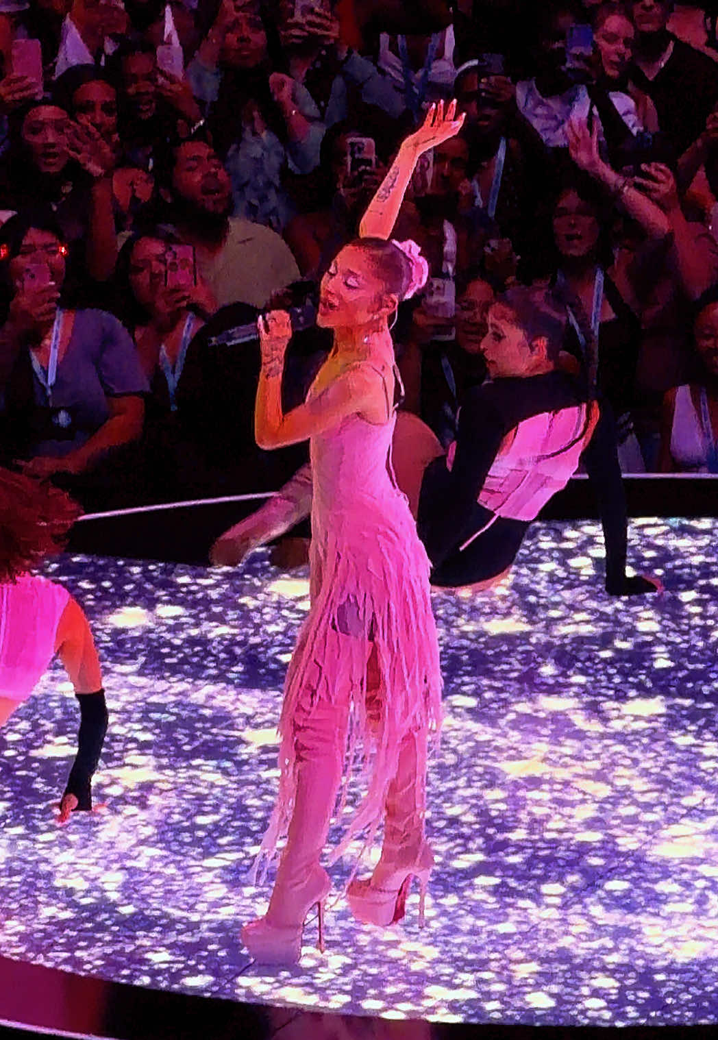 Just Like Magic ✨ ATL N3 #ariana #arianagrande #justlikemagic #estatlanta #eternalsunshinetour 