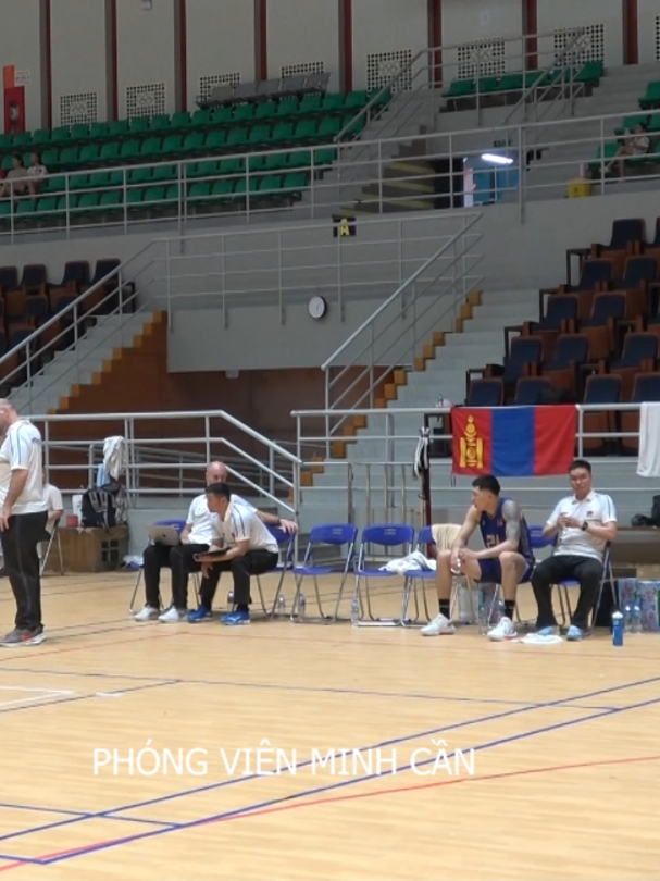 Hai pha phát bóng búa bổ của Batsuuri phá chuyền một của Việt Nam #bongchuyen #batturbatsuuri #volleyball