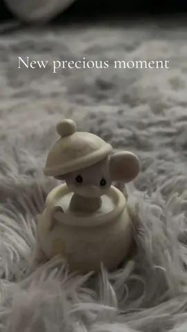 He’s so little🥹#preciousmoments #foryouu #cute #mouse #viral 
