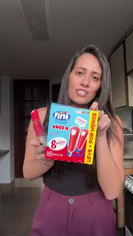 Já provaram esse picolé da @finibrasil? #picole #fini #sorvete #sobremesa #doce 