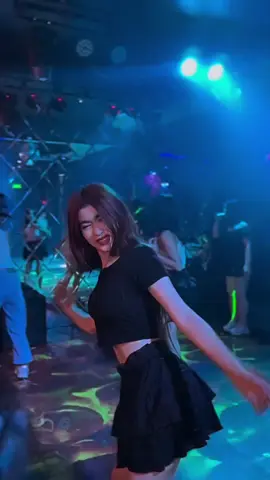 🍑🍑NIGHT CLUB BEST GIRL BEST SONG 🎵 DANCE 💃🕺#night #club #fyp #parati #❤️ 