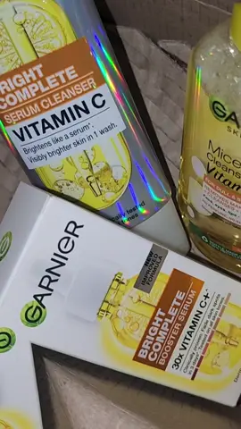 #garnier #garnierskincare #garniervitamincserum #skincare #skincareroutine 