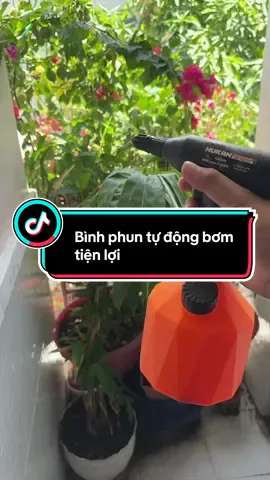 Bình phun tưới cây pin Hukan dùng tự động tiện lợi #hukan #binhphun #tuoicay #dungcucamtay #xuhuong 