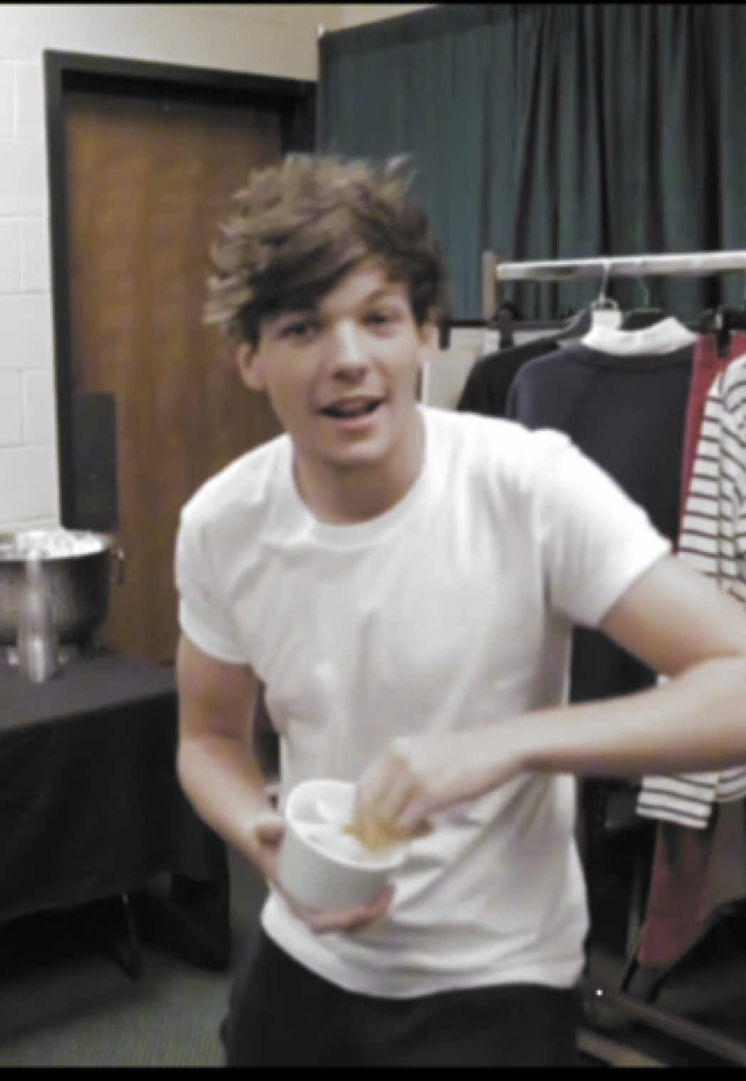 everyone’s spirit animal #louistomlinson #louistomlinsonedit #fyp #onedirection #targetaudience 