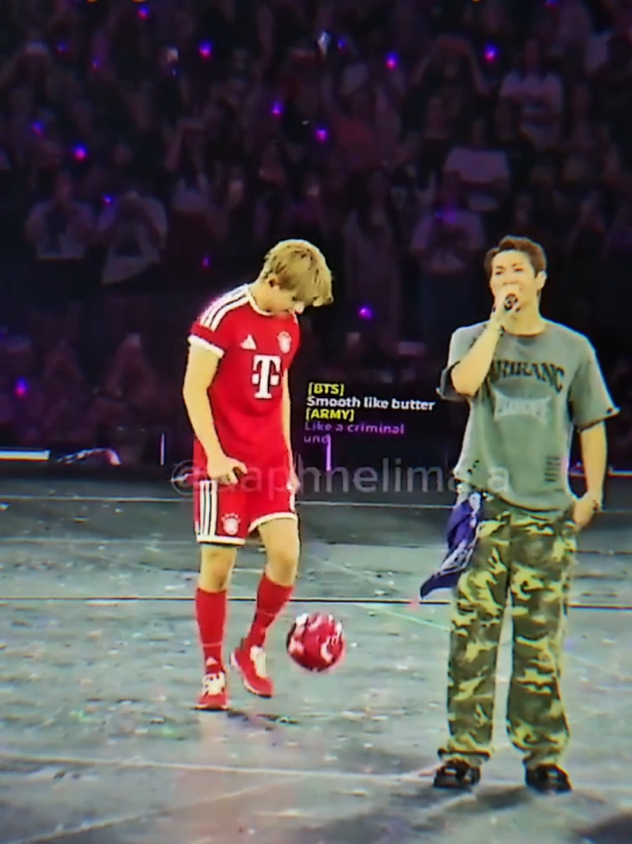 abis tanding langsung ngonser ini kayaknya 😭 #CapCut #taehyung 