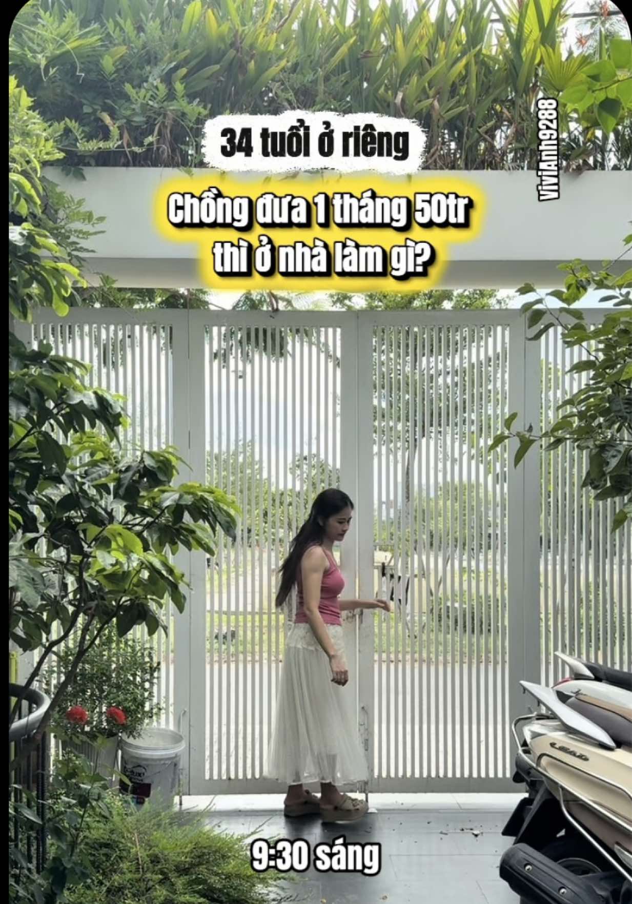 Ở nhà riêng thì siêng lắm, dậy từ lúc 5h 5 rưỡi sáng, dọn nhà nấu ăn hẳn hoi, về nhà ck thì đổ lười ra, ngủ tới 8h mới dậy, người cứ nhích không nổi ak mấy chị 🥴 #vivianh #trending #fyp #caylaunha 