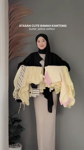 (spiII dicaption & dikeranjang reels ) warnanya manis bgt ! 🥺💛 outfit look berapa yg paling kalian suka ?  Detail outfit kIik I!nk di bi• aku-lalu cari sesuai nomer: Look 1 • blouse : I!nk n0 530b (yellow )  • rok jeans  87rb :  I!nk n0 533b • sepatu : I!nk n0 339a • tas : I!nk n0 614 • pashmina :  I!nk n0 168a Look 2 • blouse : I!nk n0 494b ( soft yellow size S)  • baggy jeans pant : I!nk n0 236b (size S) • kacamata : I!nk n0 354b • tas :  I!nk n0 32b • hijab : I!nk n0 168a • sepatu : I!nk n0 123a Look 3 • blouse polka 96rb : I!nk n0 539b (butter)  • rok tutu : I!nk n0 101a (cream)  • heels : I!nk n0 688a • tas : I!nk n0 127b • pashmina : I!nk n0 916 Look 4 • knit blouse 96rb : I!nk n0 532b (yellow ) • flower rok : I!nk n0 411b  • sepatu :  I!nk n0 339a • tas : I!nk n0 127b • pashmina : I!nk n0 641a Look 5 • blouse : I!nk n0 546b  • baggy jeans pant : I!nk n0 868a • tas : I!nk n0 283a • hijab : I!nk n0 431b • sepatu : I!nk n0 688a Look 6  • polo stripe top : I!nk n0 543b (cream navy size S )  • bagy jeans : I!nk n0 271a (size 28 ) • sandal : I!nk n0 295b • tas :  I!nk n0 396b • pashmina : I!nk n0 168a (cream ) #fyp #outfitinspiration #ootdinspo 