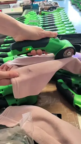 Kéo Cắt Điện Mini Đa Năng Dùng căt vải, cắt da#maycatmini #thinhhanh #xuhuongtiktok #