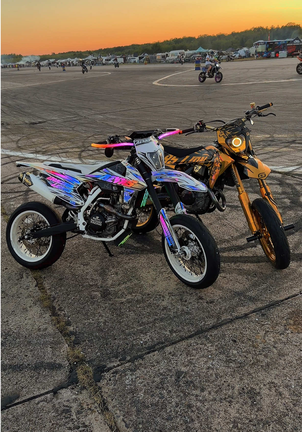 RGB SUPERMOTO 🚦