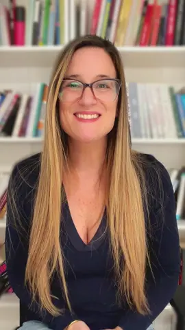 Un científico de Stanford cambió su vida con 2 flexiones al lado del baño 🚽💪 Y esa ridiculez explica por qué tú no logras empezar nada. ¿Qué es eso que llevas meses 