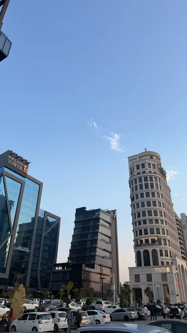 Pakland business center Islamabad🇵🇰#creatorsearchinsights #blueareaislamabad #islamabadbeautyofpakistan #finedining #islamabad 