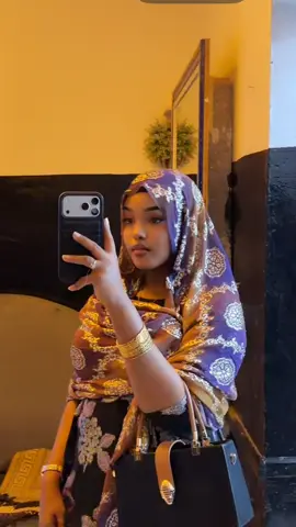 Marka aroos aado✌🏻😂#foryoupage #somaliatiktok #raiza 