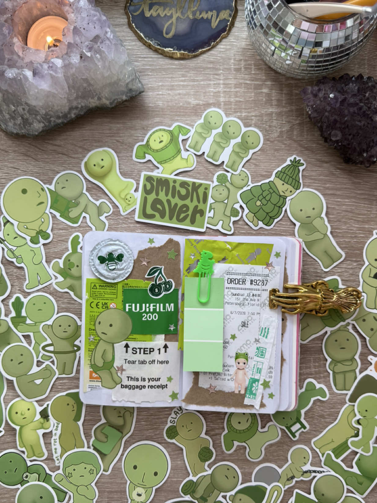 Smiski junk journal spread with these adorable blind box smiski stickers! 💚 #smiski #smiskifigures #junkjournalspread #junkjournalideas #trinkets 