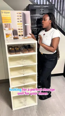 Wow The space is super large and can hold too many 👞 👠🥾👢👡🩰🥿🛍️🛍️🕳️🕳️#tiktokmademebuyit #storage #storagehacks #organizedhome #homeorganization 
