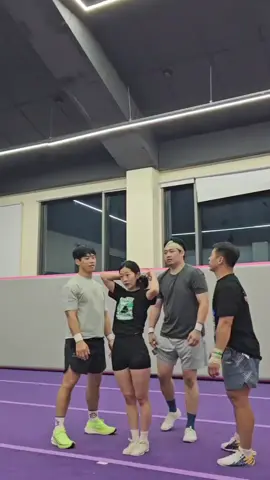 剪輯0特技100 #partnerstunt #sports #cheerleading #funny #challenge 