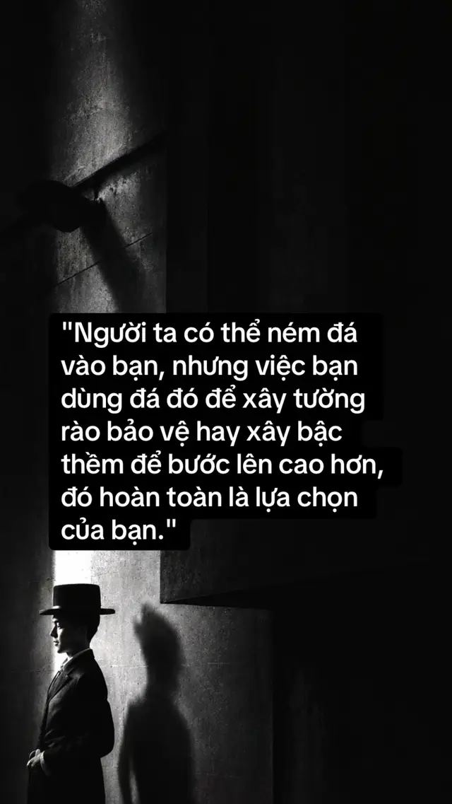 Miệng đời vốn dĩ là thứ không thể kiểm soát, nhưng phản ứng của bản thân thì có. Đừng để những lời phán xét định hình giới hạn của bạn. #baihoccuocsong #xuhuongtiktok #phattrienbanthan #sachhay 