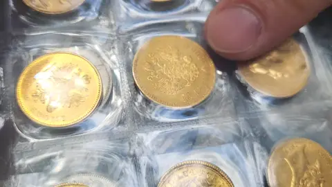 золото