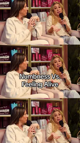 Feel like your life is moving too fast? @Mimi Bouchard says you might be relying too much a numbing activities  🎙️ Link in bio for more @Girls Gotta Eat Podcast  @activationsapp #numbness #feelingalive #numbingactivities #podcastclips 