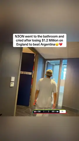 N3ON went to the bathroom and cried after losing $1.2 Million on England to beat Argentina😔💔 N3On & ishowspeed at the England vs Argentina World Cup game #n3on #messi #england #worldcup 