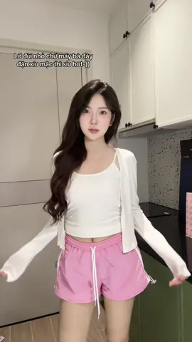 #xuhuong #thoitrangtiktok #viral #outfit #thoitrang 