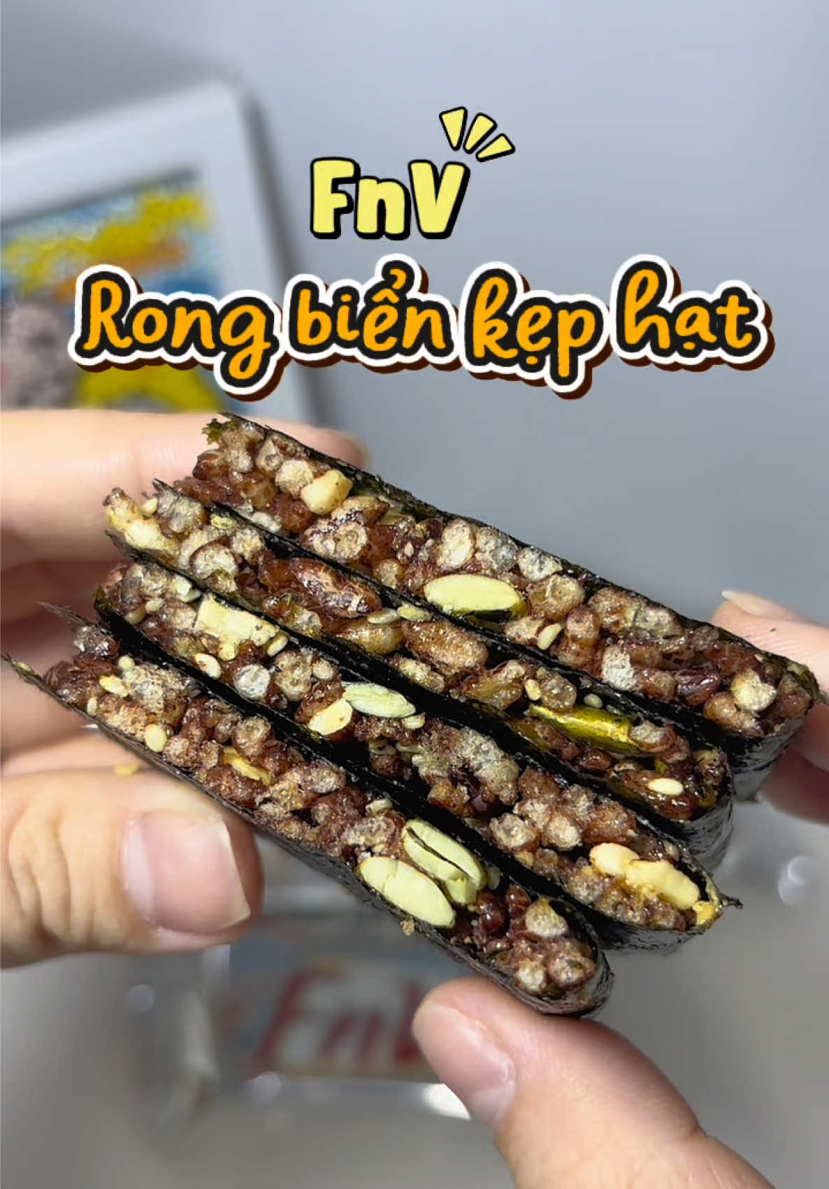 Món ăn vặt siêu cuốn mà siêu healthy nè. Hạt dinh dưỡng kết hợp với rong biển sấy giòn rụm. Ăn quài không ngán luôn í 😋😋😋 #rongbienkephat #rongbienkephatkhongduong #hatdinhduong #xuhuong #anvat 