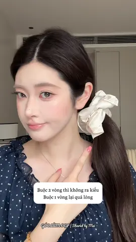 🎀 GỢI Ý 3 CÁCH BUỘC TÓC ĐẸP VỚI SCRUNCHIES 🎀              Các loại chun trong video tui gợi ý dưới bình luận nha. Chúc các bà luôn xinh 💓 #lamtoc #hair #makeupartist #viral #trangdiem 