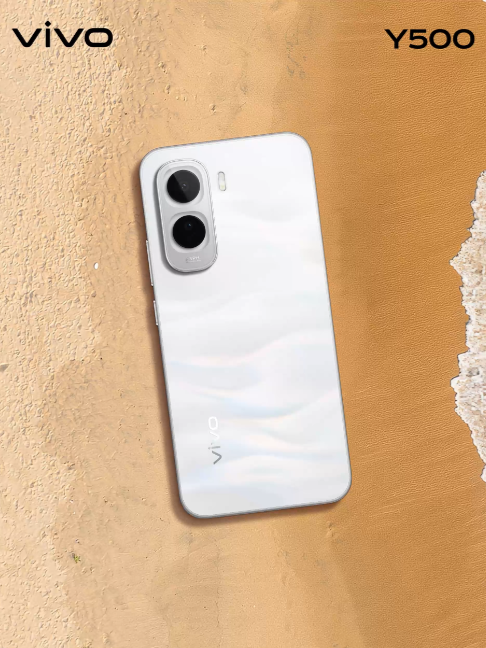 A touch of elegance. A hint of boldness. 🤍 Pearl White 💙 Midnight Blue Whichever you choose, the vivo Y500 is designed to make an impression. Which one are you taking home? Comment down 👇 Discover vivo Y500: https://www.vivo.com/bd/products/y500 #Lovevivo #LoveBangladesh #vivoBangladesh #FunNeverStops