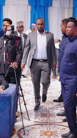 Waziirka waxbarashada waziir jiidow #raiizulwazaarahatiktokkgs #wllshaadali #riizulwazaarahatiktokkgs 