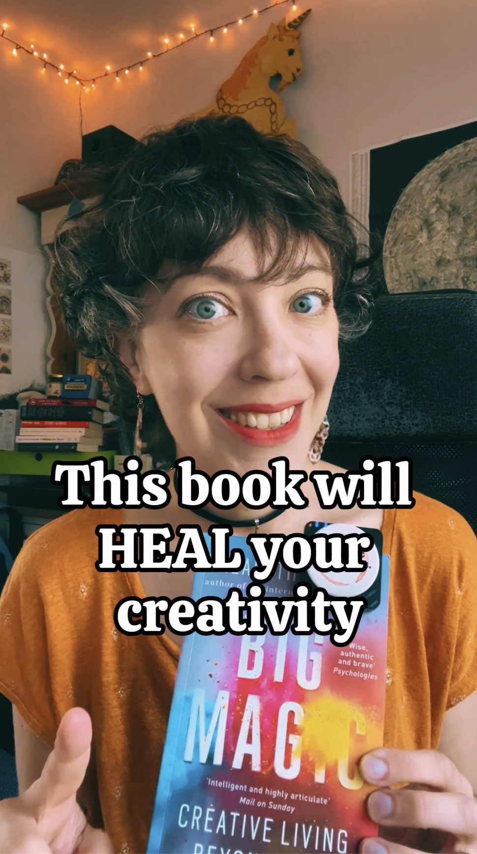 The book I can’t shut up about this summer! I’m begging ALL my writer friends to read it immediately 📚 #bookstoread #creativeliving #aspiringauthortok 