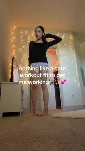 my fav one ive worn in a whileeee<3💪🏻😊 #workoutfit #workoutoutfits #workoutoutfitinspo #yay #goodmorning 