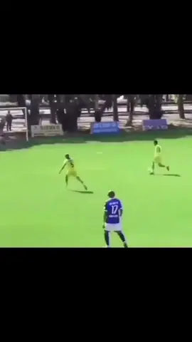 crazy skills  #football #fyp #viraltiktok 
