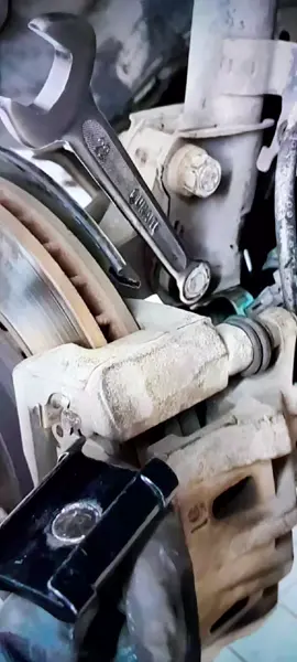 #fypシ #mechaniclife #cars #mechanic #foryoupagee 
