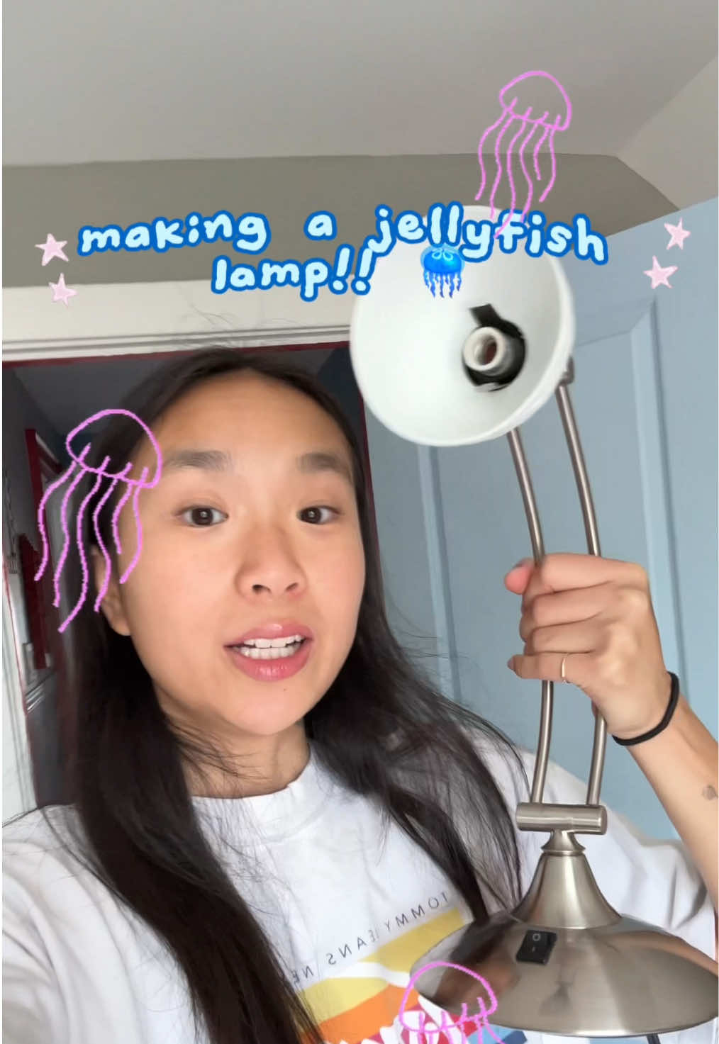 i made a spongebob jellyfish lamp!!! 🪼🫧💡 #diycraft #jellyfishlamp #imadethis #craftideas #spongebobjellyfish 
