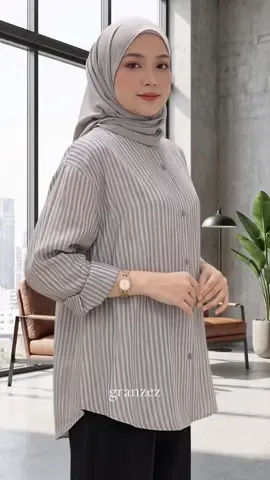 ✨ Corak simple tapi bila pakai terus nampak eksklusif! Blouse stripe ni memang buat penampilan lebih kemas & bergaya. 😍#Pandaeyes #BlouseMuslimah #BlouseStripe #OOTDMuslimah #FYP 