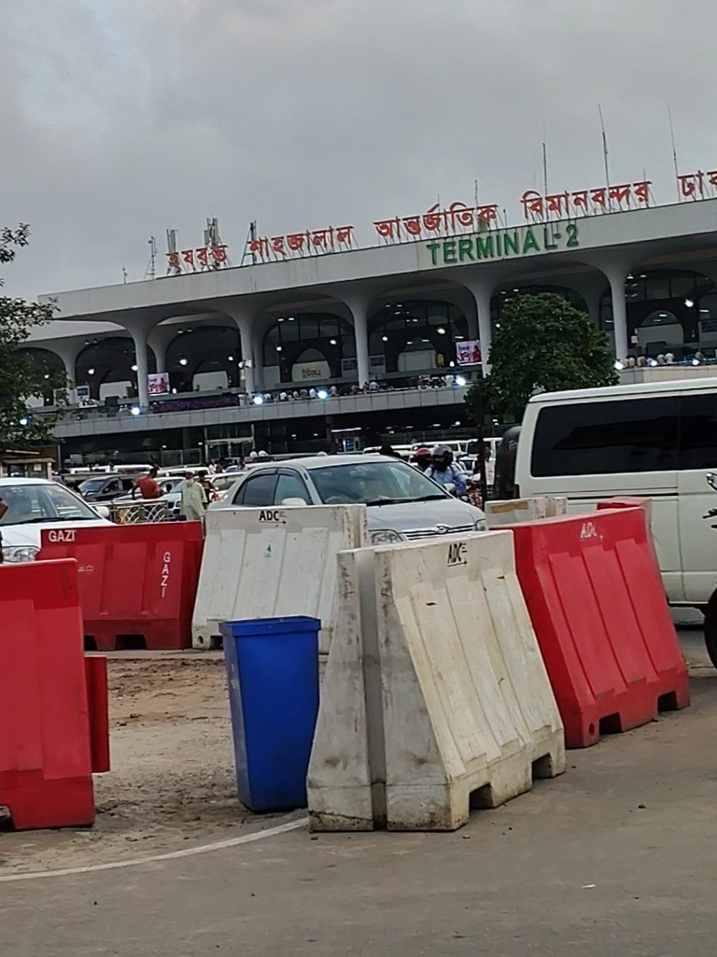হজরত শাহজালাল আন্তর্জাতিক বিমান বন্দরে #foryou #biman #video #dhaka #southafrica 