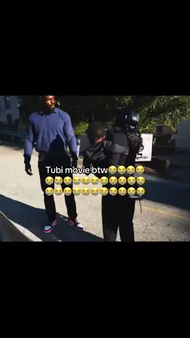 legend says he still fallin #tubi #fyp #funny #viral 