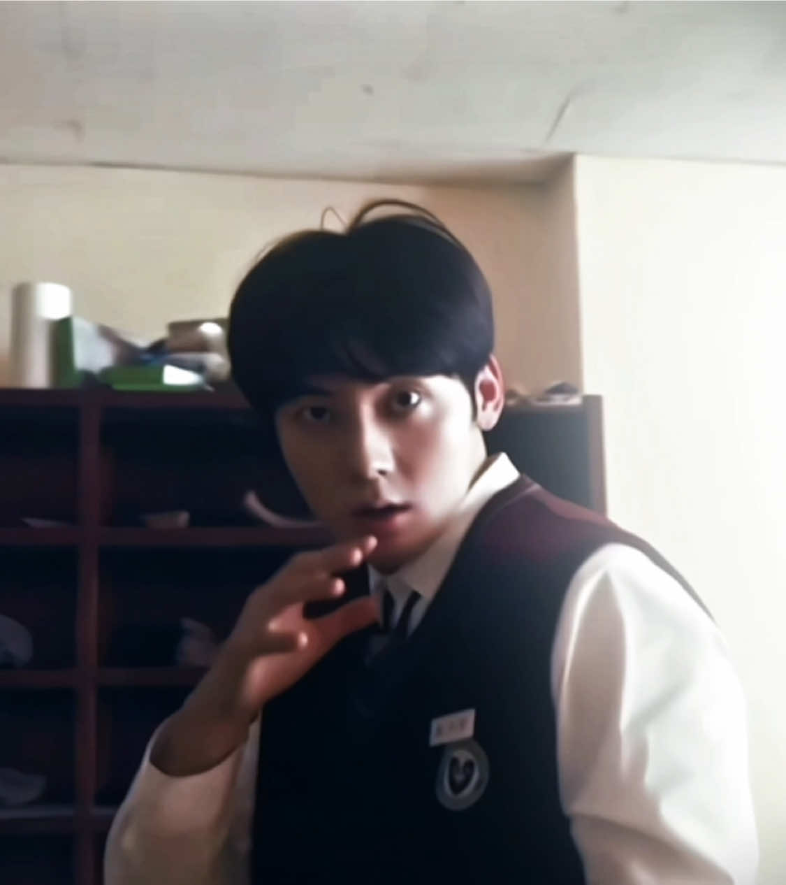 : thoại thì như học bá nhưng thật ra kh học mà bá=)) #hwangminhyun #wyicte 