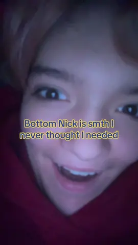 Let me clarify I’m not saying it’s a bad thing and yes ik he’s not always a bottom I just found that scene attractive #heartstopperforever #bottomnick #heartstopper 