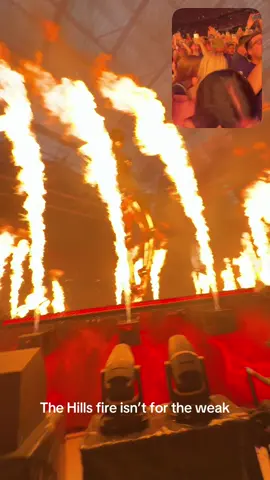 lost in the fire i guess #theweeknd #concert #abeltesfaye #thehills #fyp 