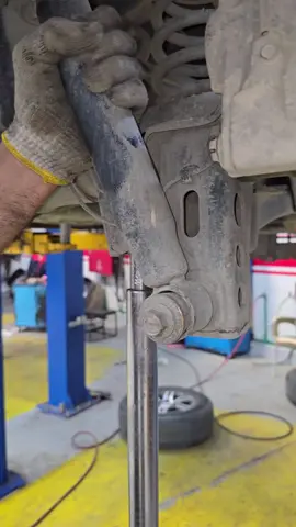 Toyota Prado rear shock bush noise fixed #automotive #DIY #mechanic #usa 