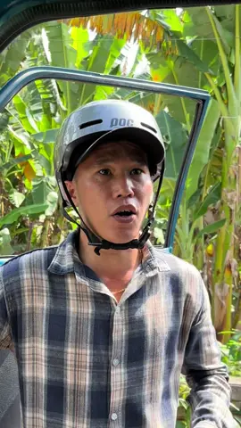 Xe chạy dầu mà đổ xăng 😂 #TetGiuLua #Teamutduoc #xuhuong #fyp 