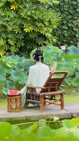trông cứ nghịch nghịch,đáng iêuuu😳 #zhaojinmai #trieukimmach #maii_th #viral #fyp 