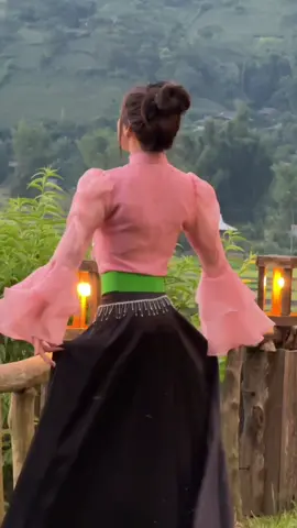 Lên Tú Lệ làm rể anh ơiii #lothikieutrang #deokhaupha #gaiban #gaithaitaybac 
