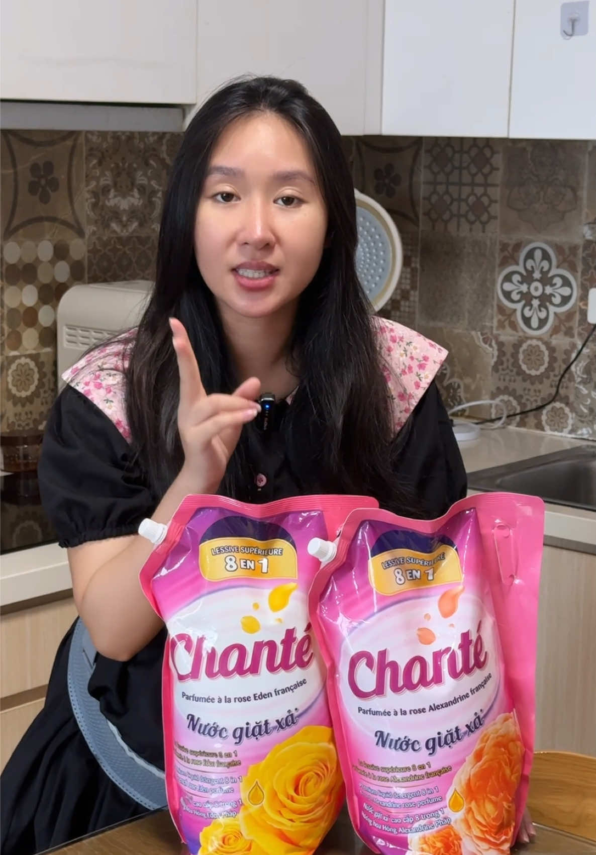 Mua 1 tặng 1 nước giặt xả Chante siêu siêu thơm, mà giá thì đang cực rẻ. Các bác tranh thủ vào mua sớm là còn được miễn phí ship cơ  #thienngadamdang #nuocgiatxa #nuocgiatxachante 