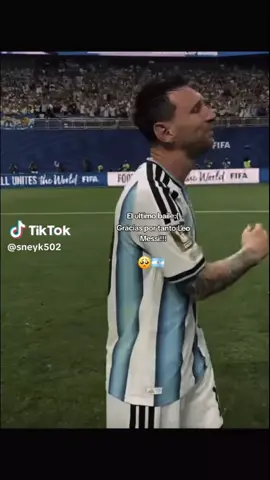 Me hiciste amar el fútbol Leo gracias por todo 💔💔💔💔🖤😭😓
