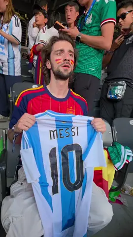 GRACIAS POR TANTO, LEO 🥺 | #JuankPerez #Messi #Argentina #FIFAWorldCup #Futbol 