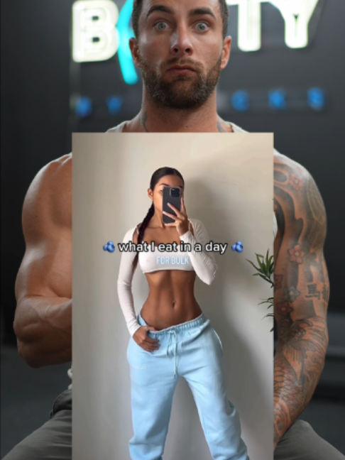Just remember your calorie intake is going to be different to everyone. #calorieintake #GymTok #nutrition #reactionvideo #bodytransformation #coach