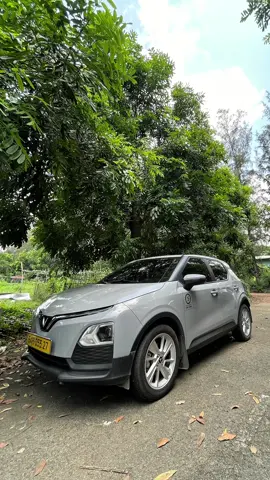 ⚡️VinFast VF 5⚡️ Thay ắc quy GS 12V - 45Ah 🥰🥰🥰.                                 __________________________________ 🔋🔋🔋 Ắc Quy GS DIN45L-LBN – 12V – 45Ah 💡 Thông tin sản phẩm: • Thương hiệu: GS Battery – thuộc tập đoàn GS Yuasa (Nhật Bản) • Mã sản phẩm: DIN45L-LBN • Dòng sản phẩm: DIN • Công nghệ: MF – Maintenance Free (Ắc quy không cần bảo dưỡng) • Xuất xứ: Lắp ráp tại Việt Nam, theo công nghệ Nhật Bản 📊 Thông số kỹ thuật: • Điện áp: 12V • Dung lượng: 45Ah (20 HR) • Dòng khởi động lạnh (CCA): ≈ 400 – 450A (tuỳ lô sản xuất) • Kích thước (DxRxC): ~207 × 175 × 175 mm • Trọng lượng: ≈ 14 kg • Cọc bình: Chuẩn DIN, cọc chìm bên trái (L) • Tiêu chuẩn: DIN / EN • Bảo hành: 06 tháng chính hãng.         #acquygiaphat                     #cuuhoacquy                     #thayacquyxehoi                #batteryxuyenviet                  #vinfastvf5 